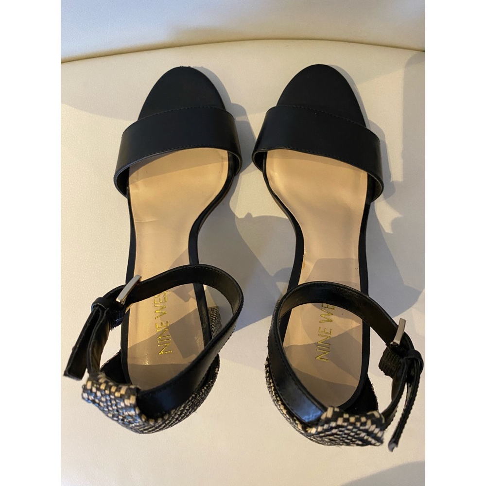 NINE WEST Sandals - Picture 4 of 10
